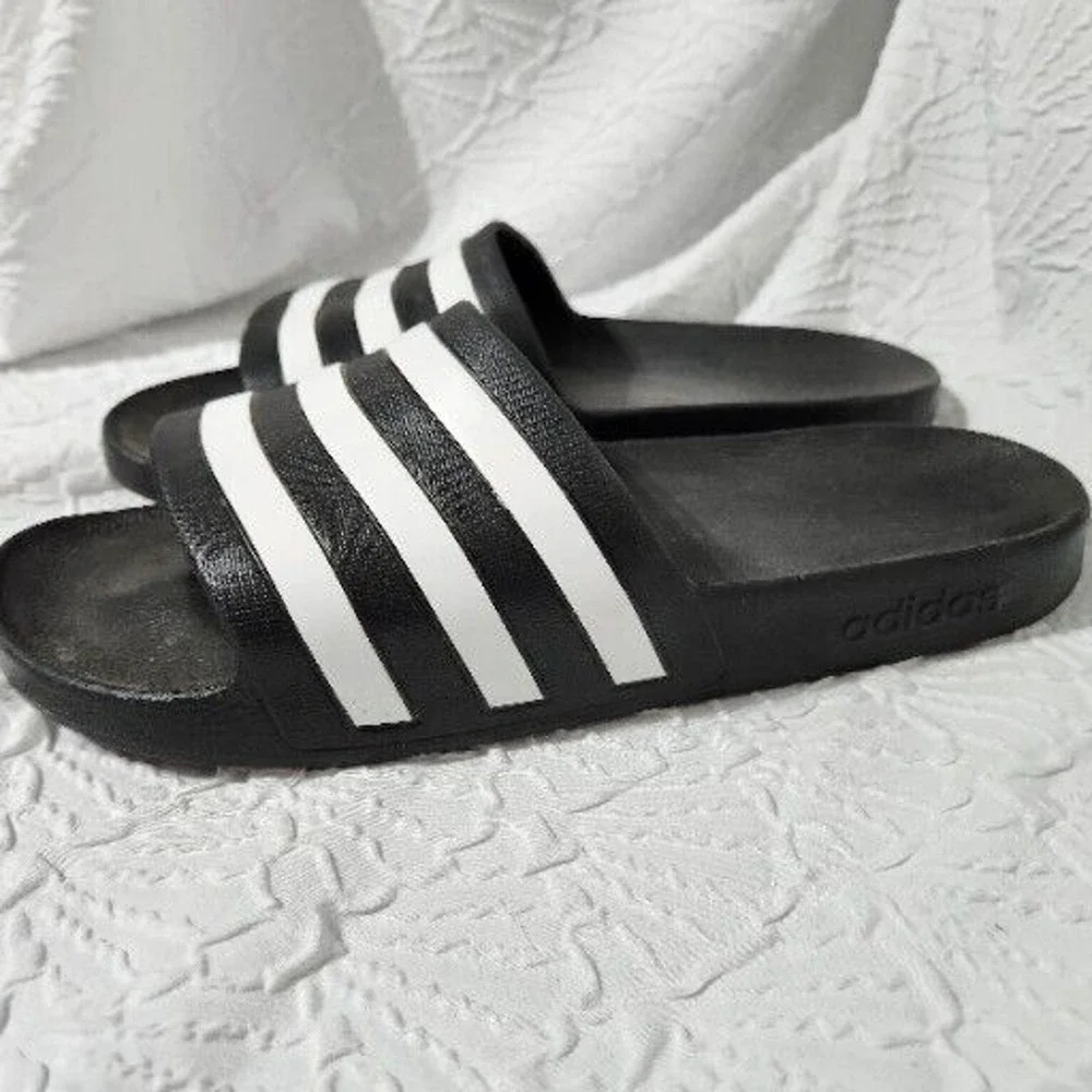 adidas adilette slides